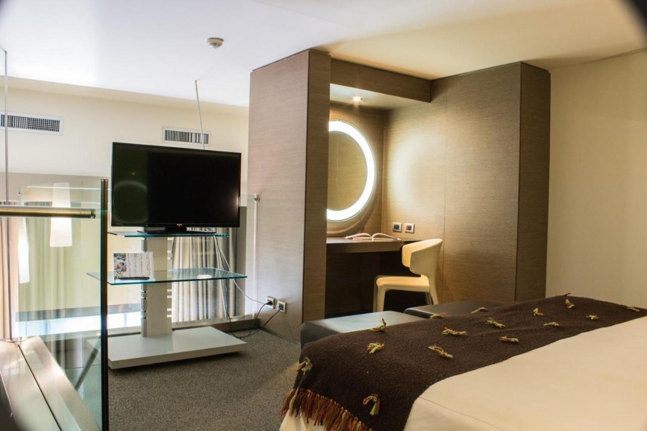 Una Hotels T Hotel Cagliari Kültér fotó