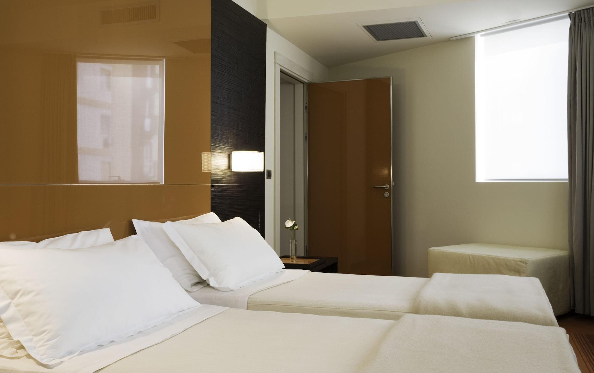 Una Hotels T Hotel Cagliari Kültér fotó